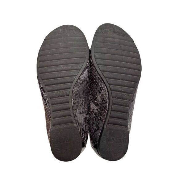 Munro Flats Size 6.5 Ivy II Black Snake Slip On Flexible - Picture 10 of 10